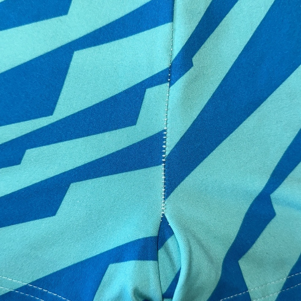 Marika Tek Blue and Teal Stretch Short Athletic Workout Shorts Size Large - Picture 4 of 11